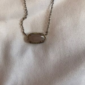 Kendra Scott necklace